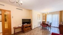 Living room of Flat for sale in  Valencia Capital  with Air Conditioner and Balcony