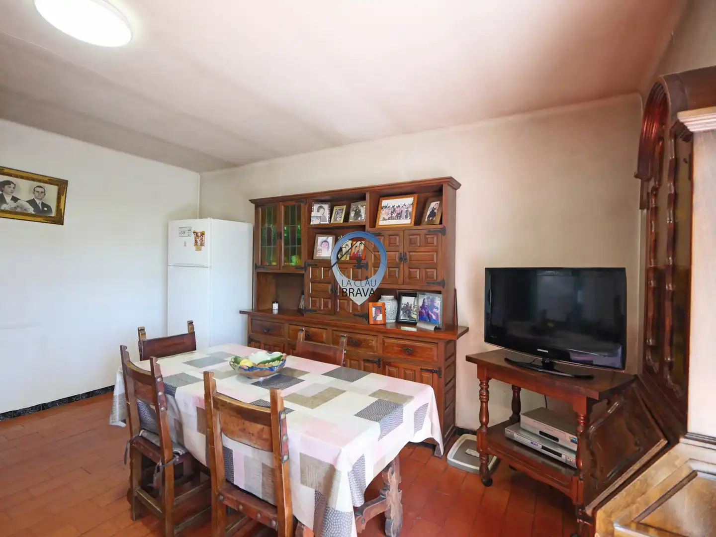 Esszimmer von Country house zum Verkauf in Bescanó mit Heizung, Privatgarten und Terrasse