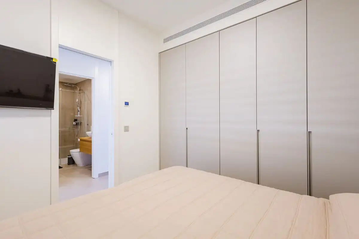 Bedroom of Flat for sale in Fuengirola  with Air Conditioner, Heating and Terrace