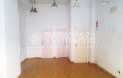 Photo 2 of Premises to rent in Pacífico, Madrid