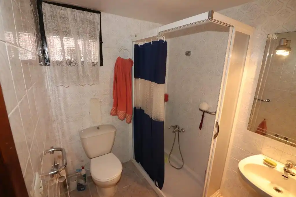 Bany de Casa o xalet en venda en Macastre amb Moblat