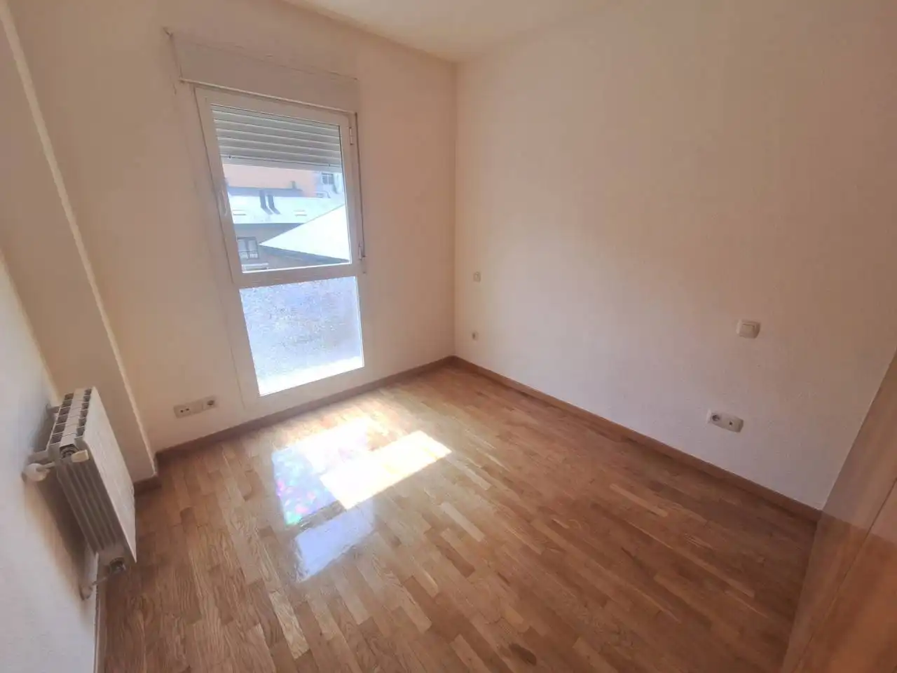 Schlafzimmer von Wohnung zum Verkauf in Fuenlabrada mit Heizung, Parkett und Abstellraum