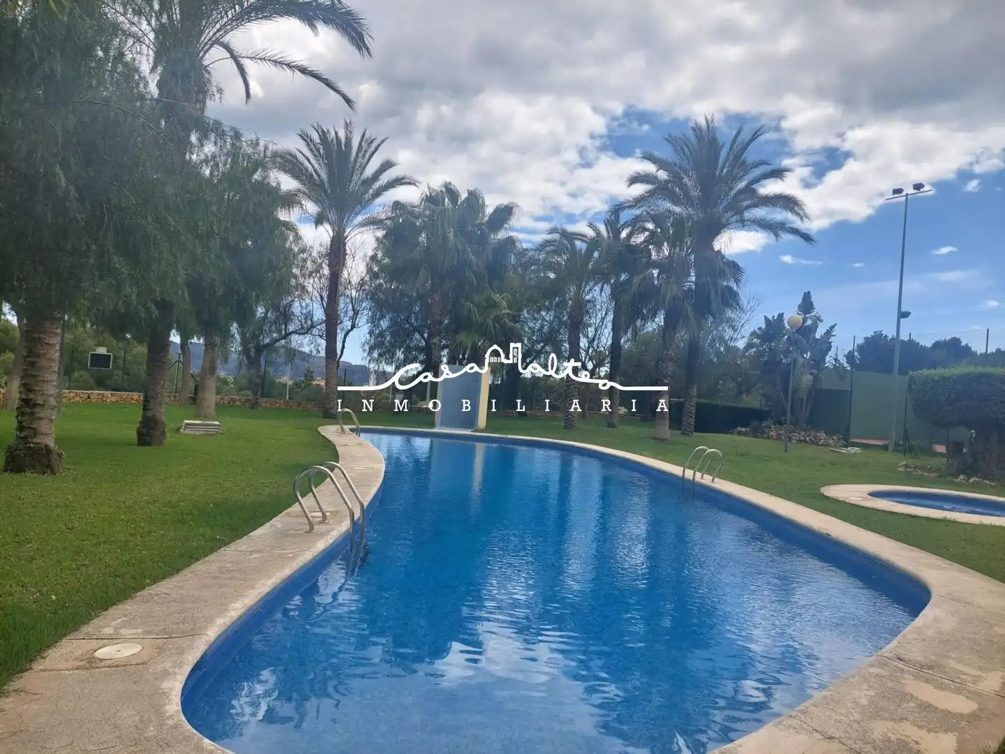 Vista exterior de Casa o chalet en venta en La Nucia con Aire acondicionado, Terraza y Trastero