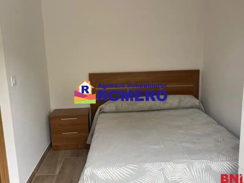 Schlafzimmer von Wohnung zur Miete in Porto do Son mit Möbliert