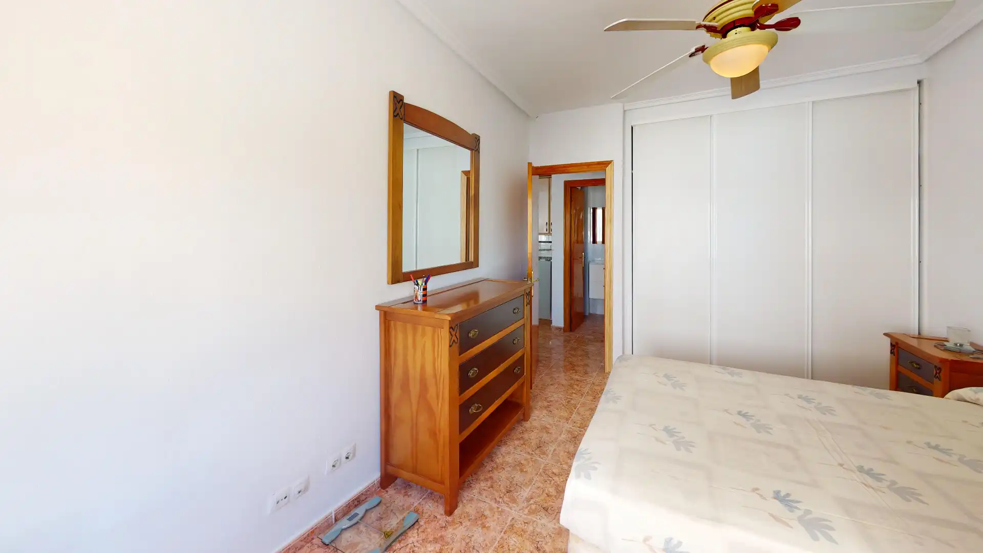 Schlafzimmer von Wohnung zum Verkauf in Elche / Elx mit Klimaanlage, Möbliert und Ofen