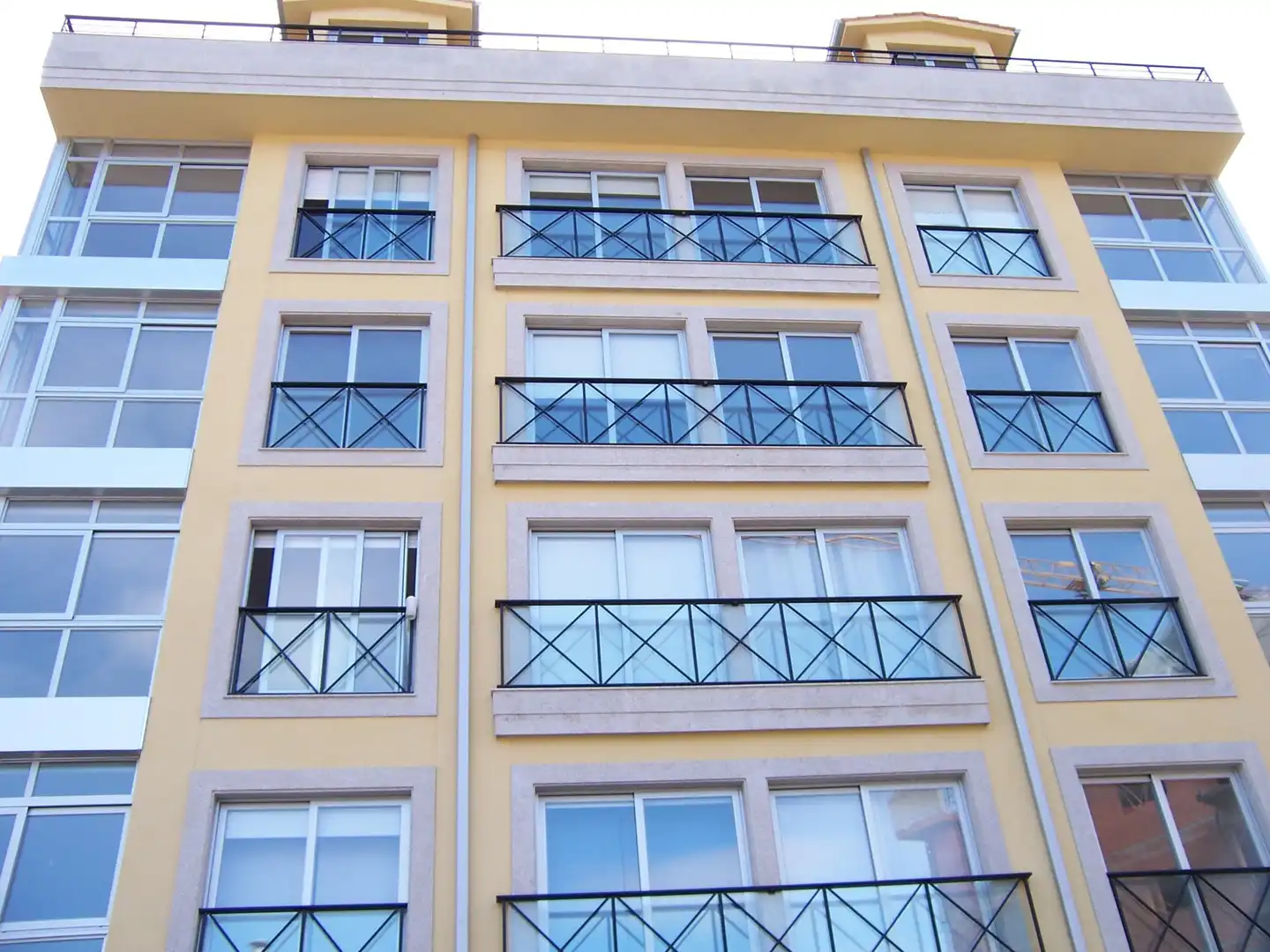 Vista exterior de Estudio en venta en Cariño con Calefacción, Parquet y Trastero