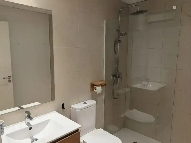 Bany de Pis en venda en Alhaurín de la Torre amb Aire condicionat, Terrassa i Piscina