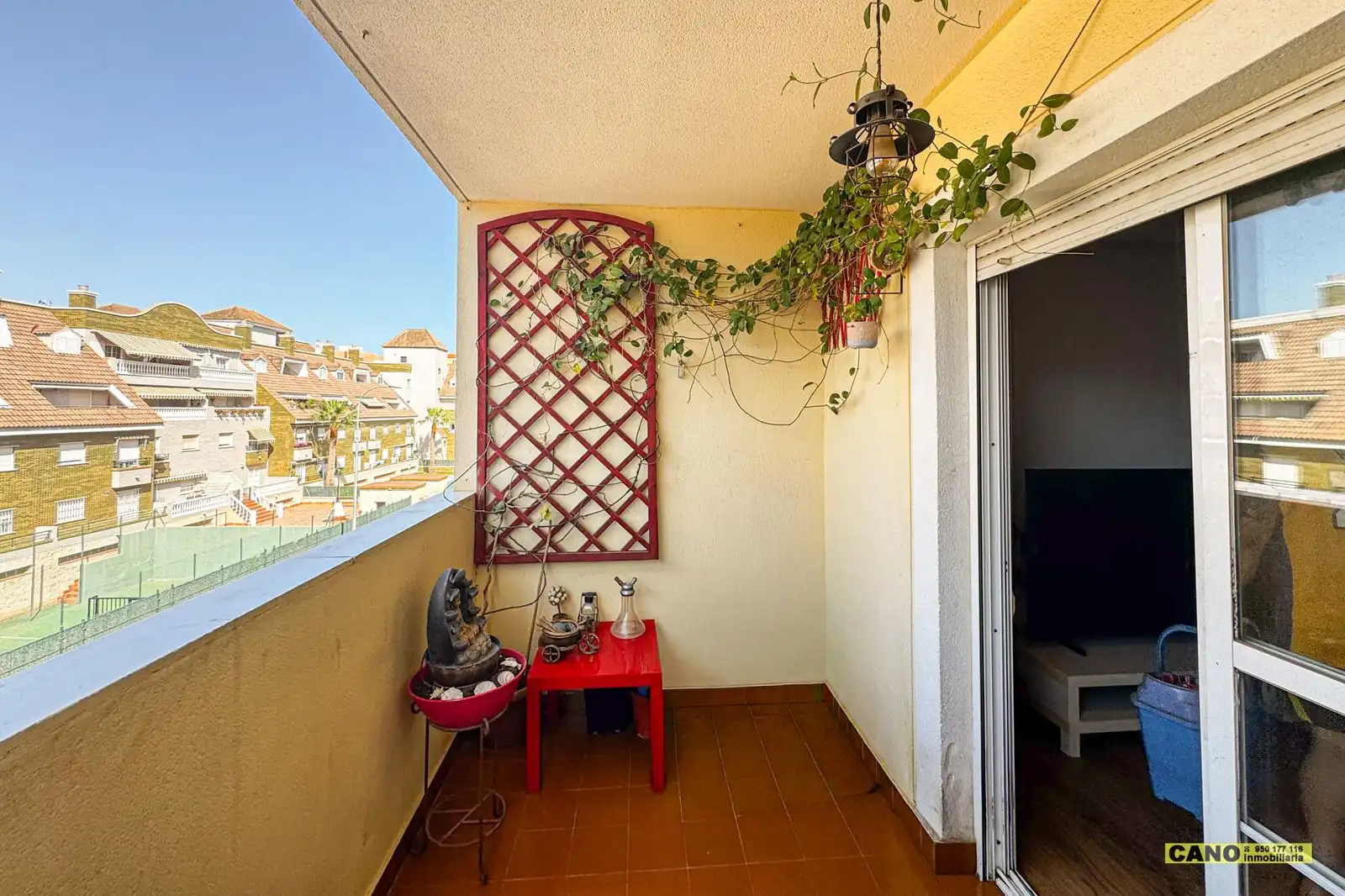 Terraza de Piso en venta en Roquetas de Mar con Terraza, Trastero y Piscina