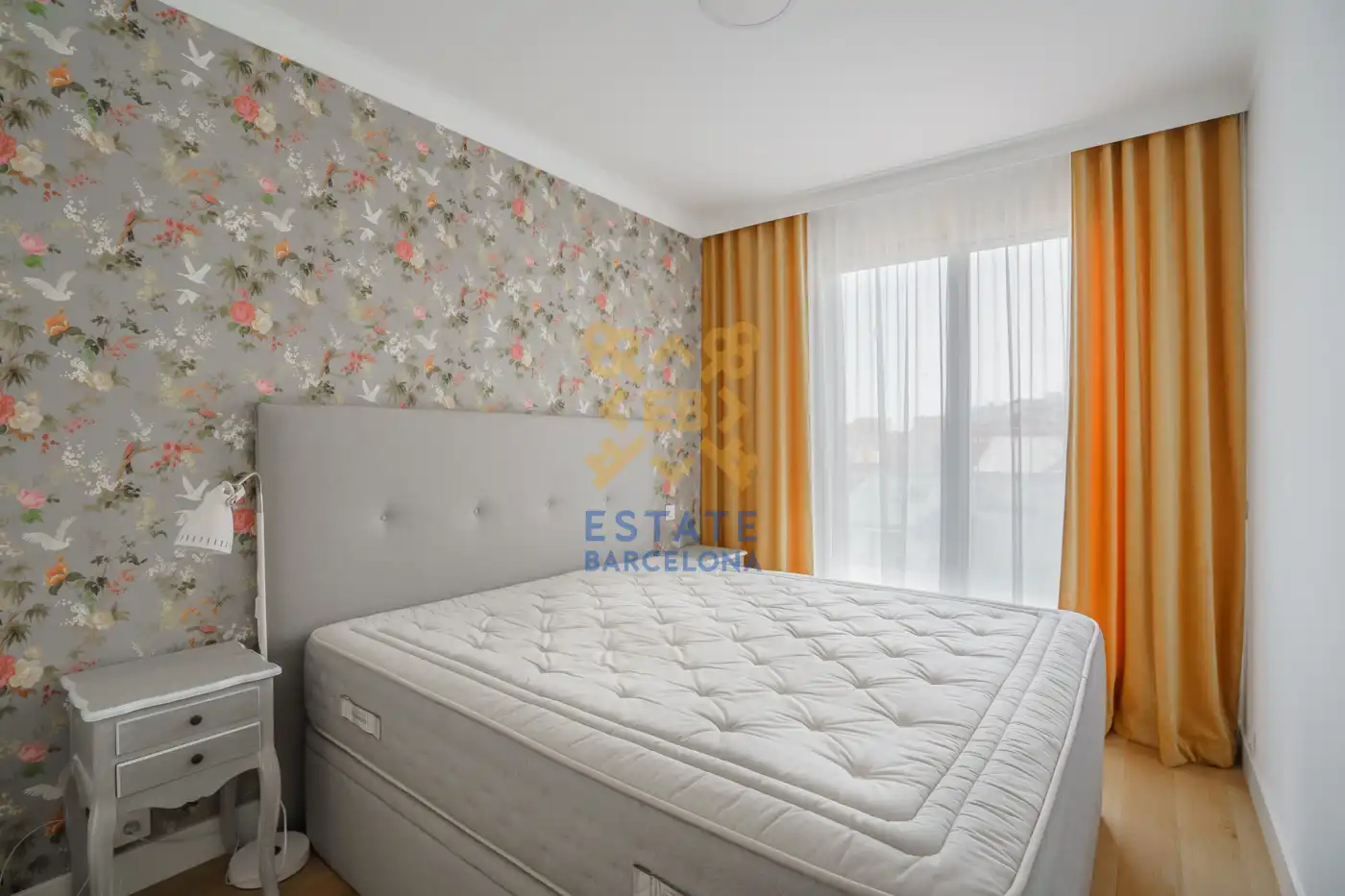 Schlafzimmer von Dachboden zum Verkauf in Valencia mit Klimaanlage, Heizung und Möbliert