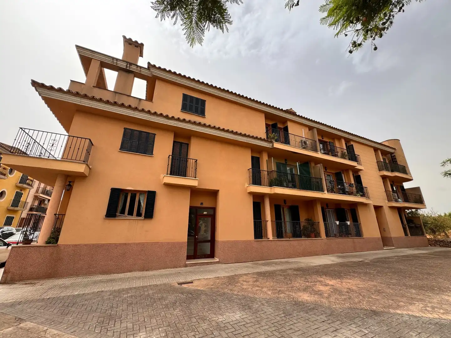 Exterior view of Flat for sale in Santa María del Camí, Illes Balears
