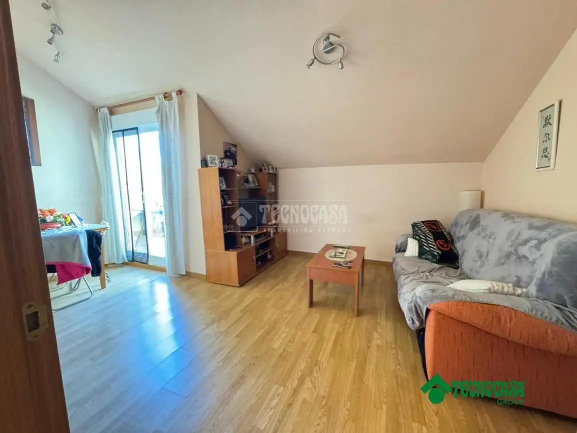 Sala d'estar de Pis en venda en Gerindote amb Aire condicionat, Terrassa i Balcó