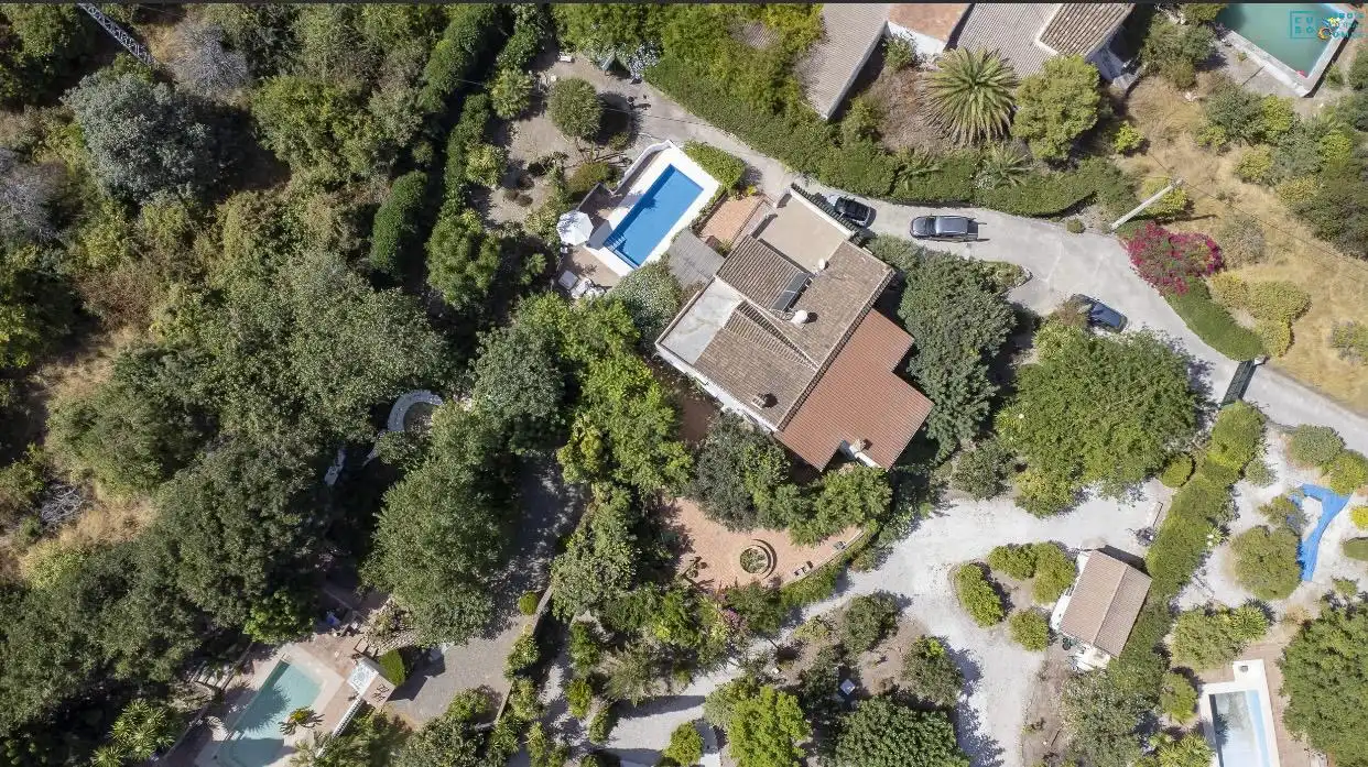 Vista exterior de Finca rústica de lloguer en Alhaurín El Grande amb Aire condicionat, Calefacció i Jardí privat