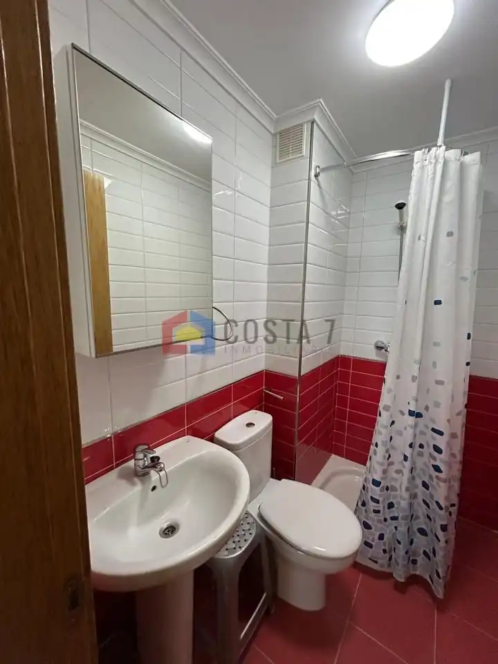 Badezimmer von Wohnung zum Verkauf in Noja mit Terrasse und Möbliert
