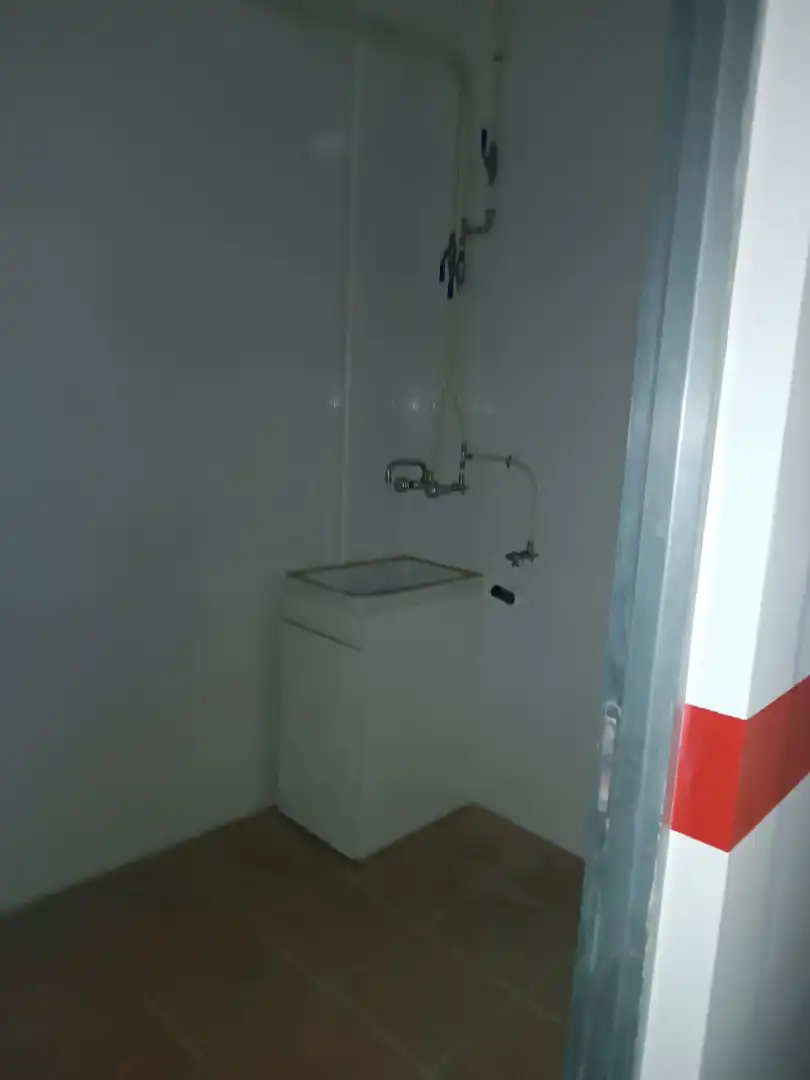 Bany de Casa adosada en venda en Gironella amb Calefacció, Terrassa i Forn