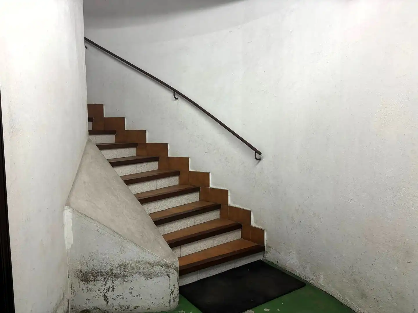 Commercial properties for sale in Larrabetzu