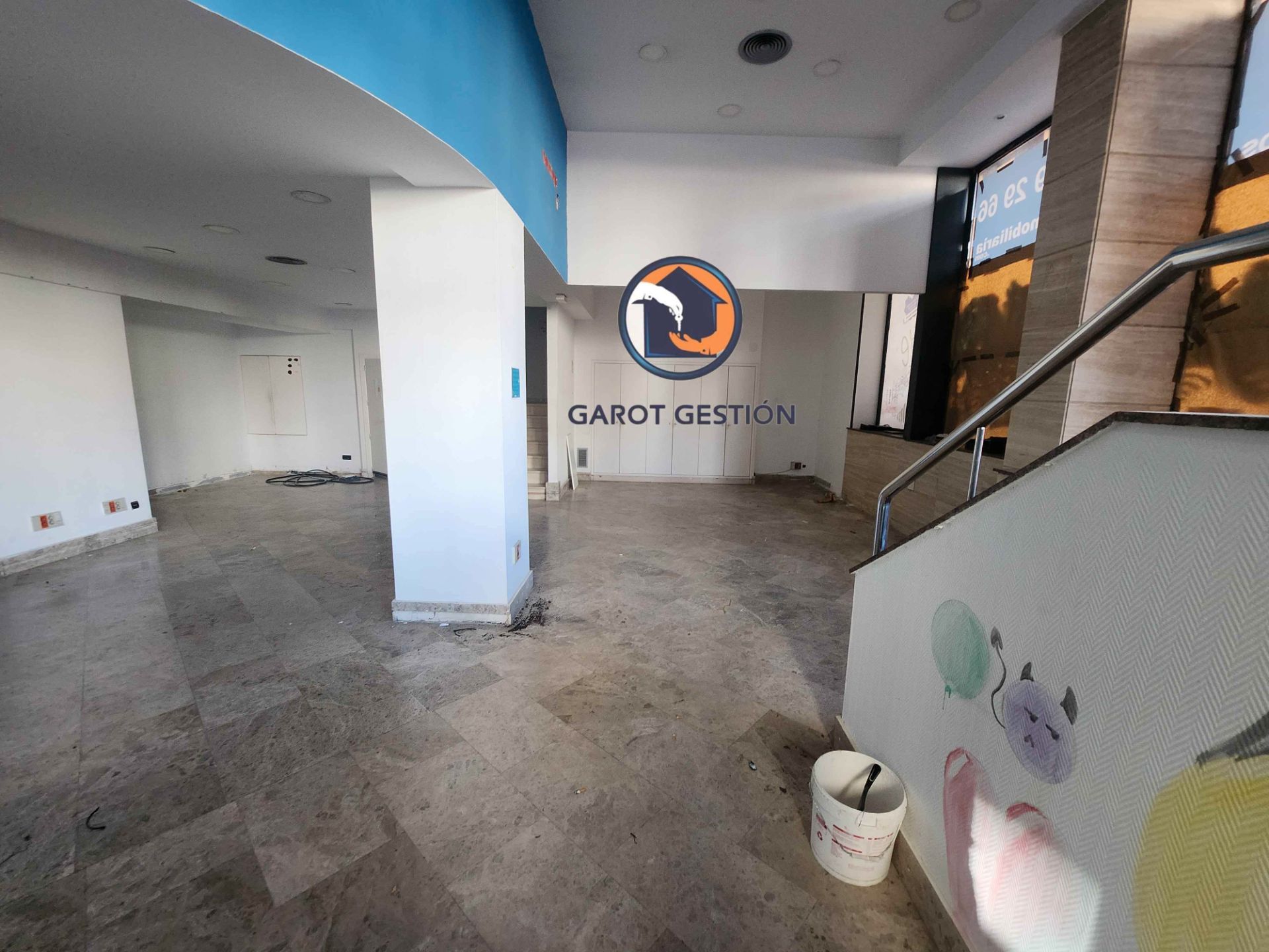 Local en venta en  Madrid Capital con Aire acondicionado y Internet