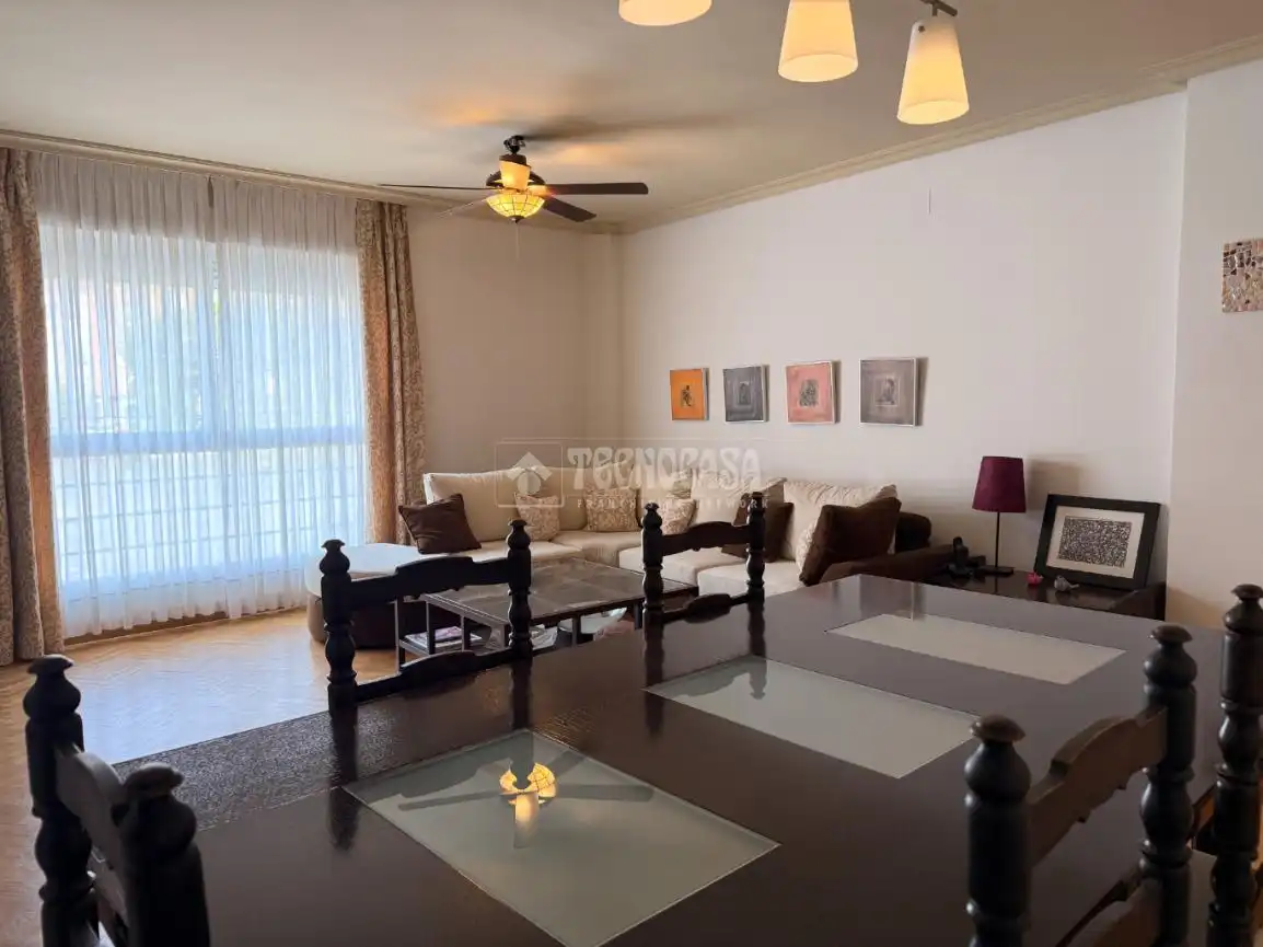 Living room of Flat for sale in Madrid  with Heating, Private garden and Parquet flooring