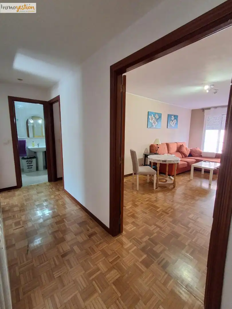 Sala d'estar de Pis en venda en Tudela de Duero amb Calefacció i Traster