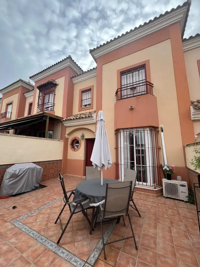 Casa a schiera con piscina in vendita a Arenal - La Pólvora, imagen 2
