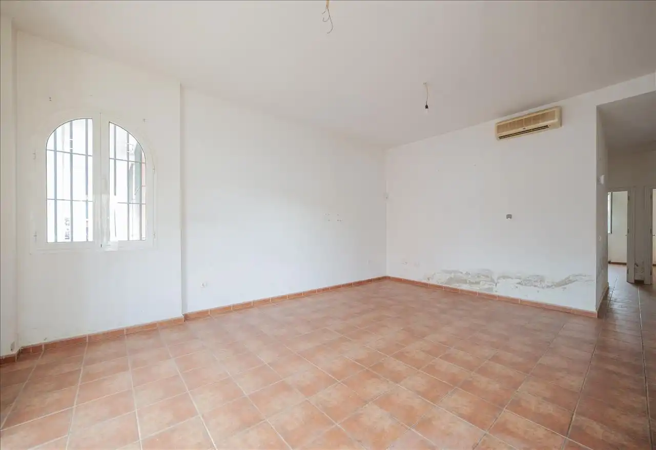Ground floor for sale in Burguillos