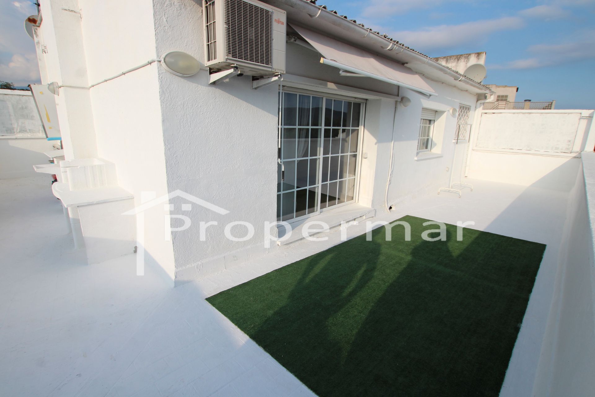 Exterior view of Attic for sale in Cardedeu  with Air Conditioner, Heating and Terrace