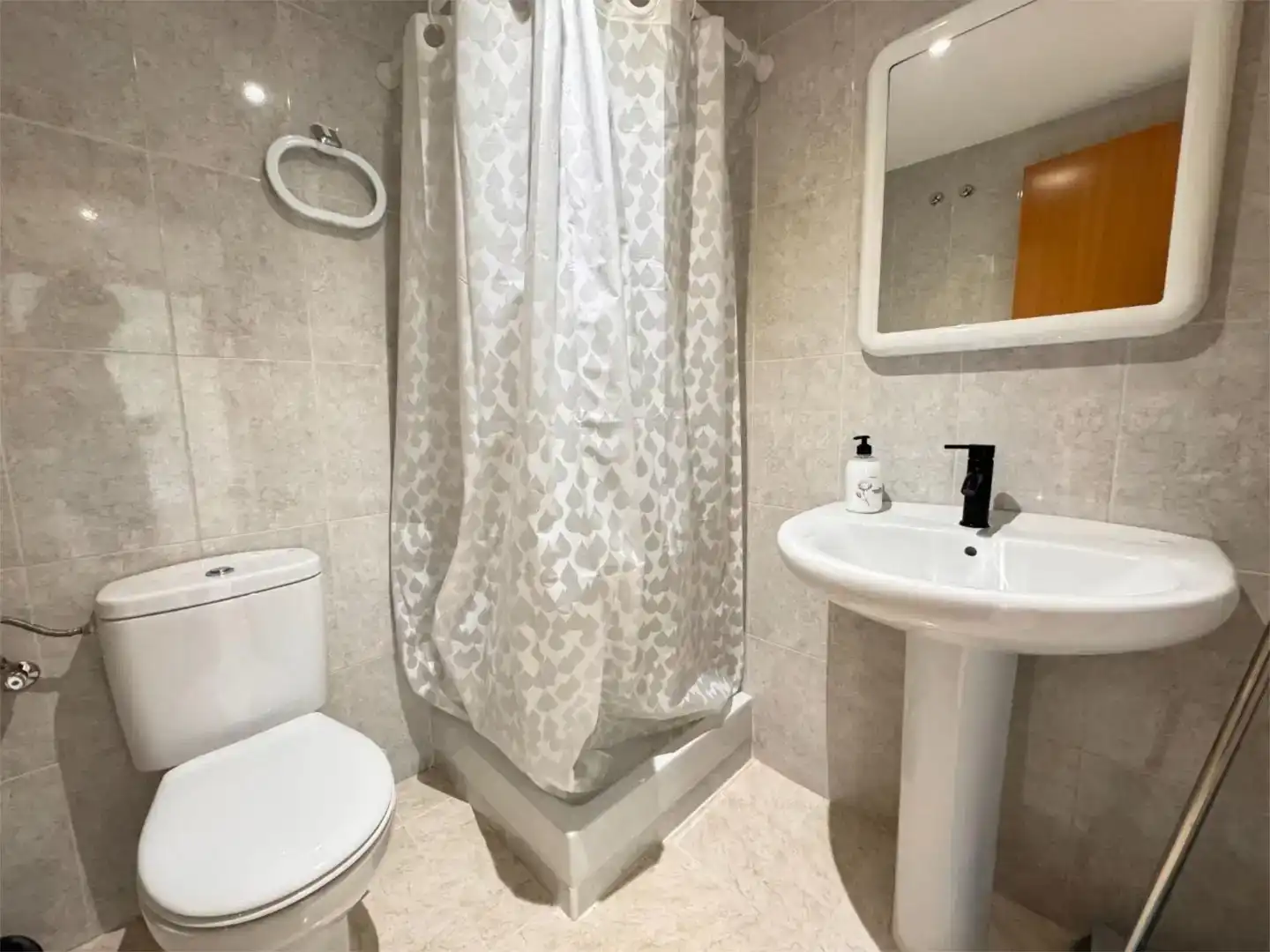 Baño de Piso en venta en La Ràpita con Aire acondicionado, Piscina y Balcón