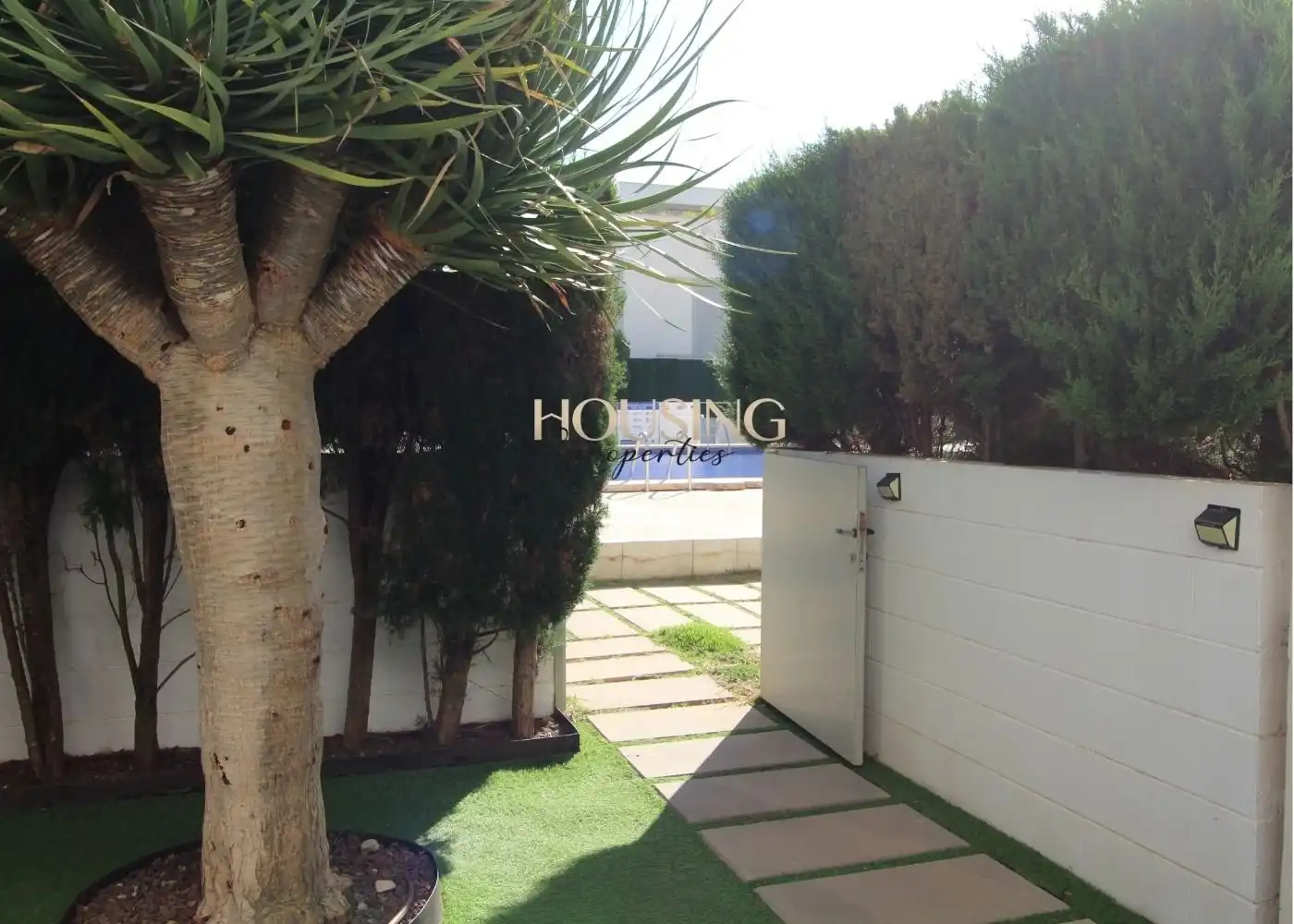 Ground floor for rent in Les Maravelles