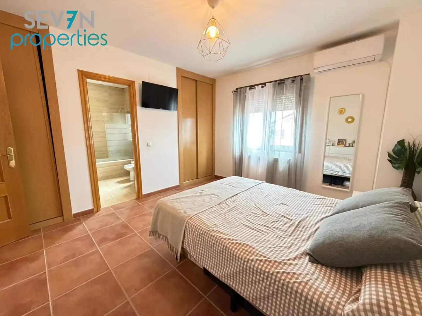 Habitación de Casa o chalet en venta en La Torre de Esteban Hambrán con Aire acondicionado, Calefacción y Jardín privado