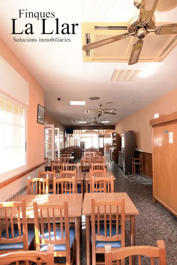 Commercial properties for sale in d'Ernest Lluch, Torrent Ballester
