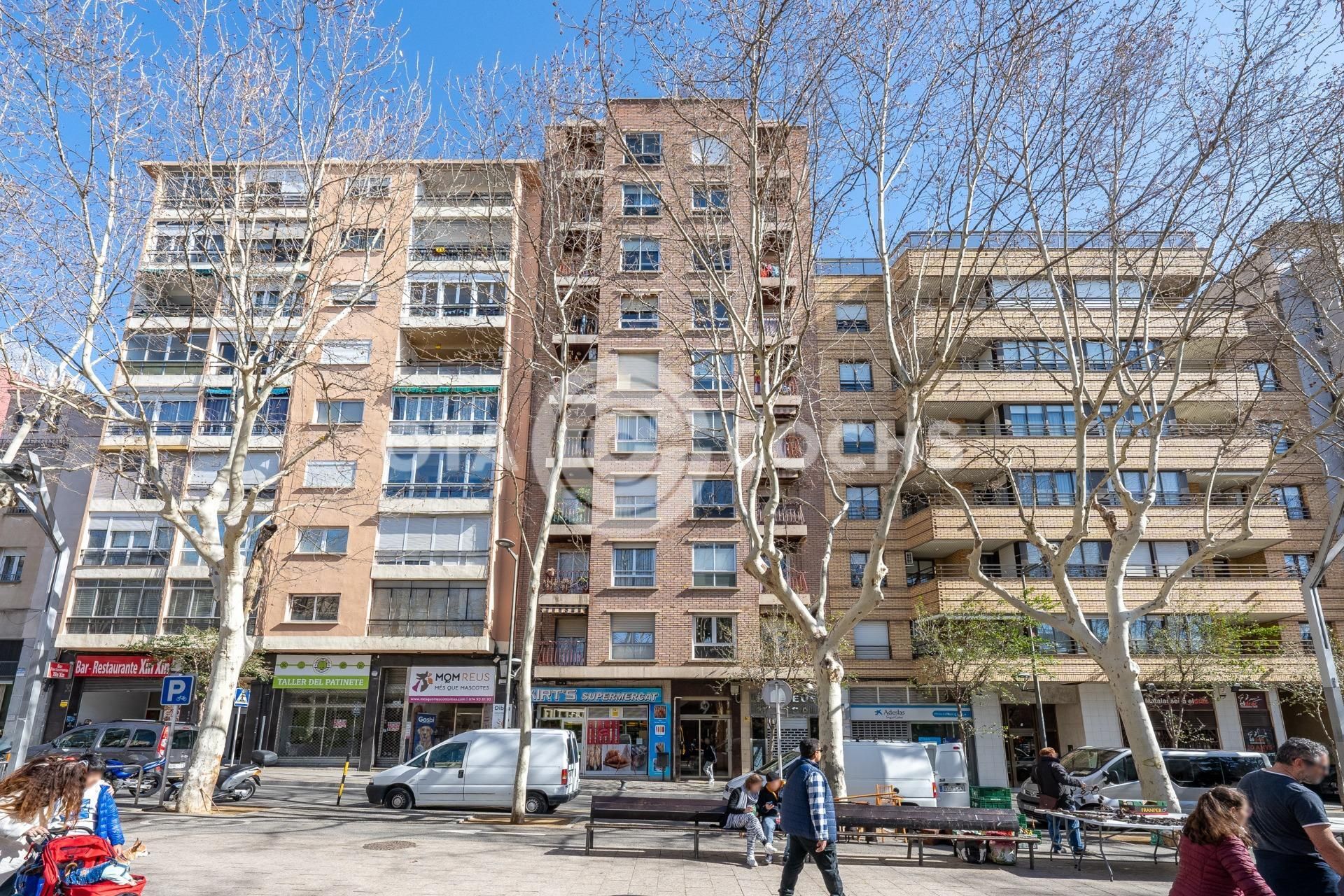 Vista exterior de Apartament en venda en Reus amb Aire condicionat, Calefacció i Parquet