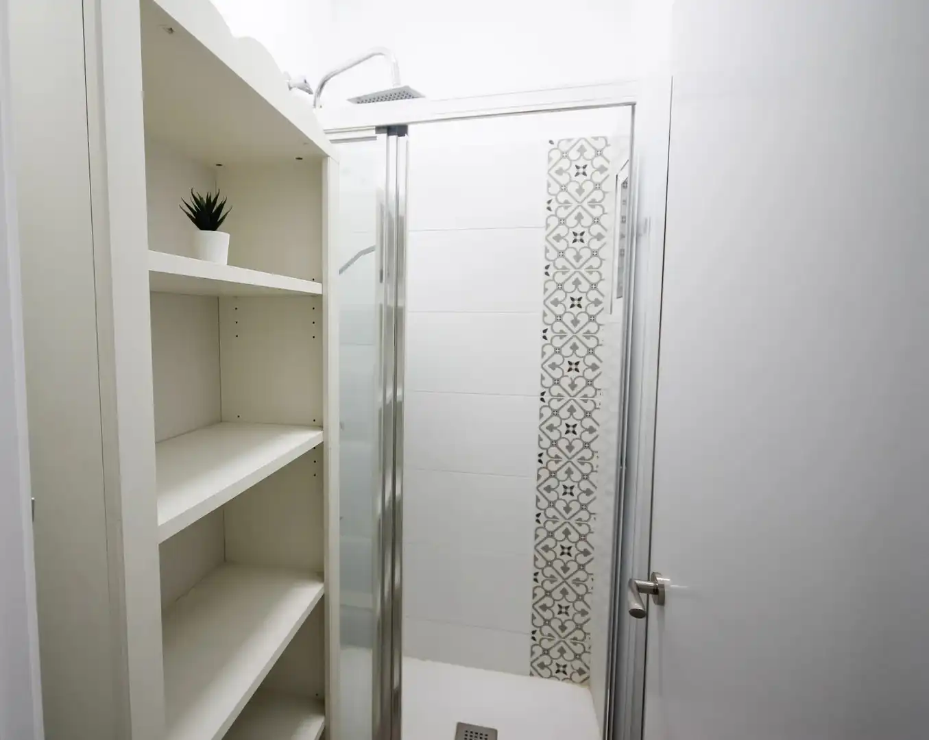 Bathroom of Flat for share in Sant Andreu