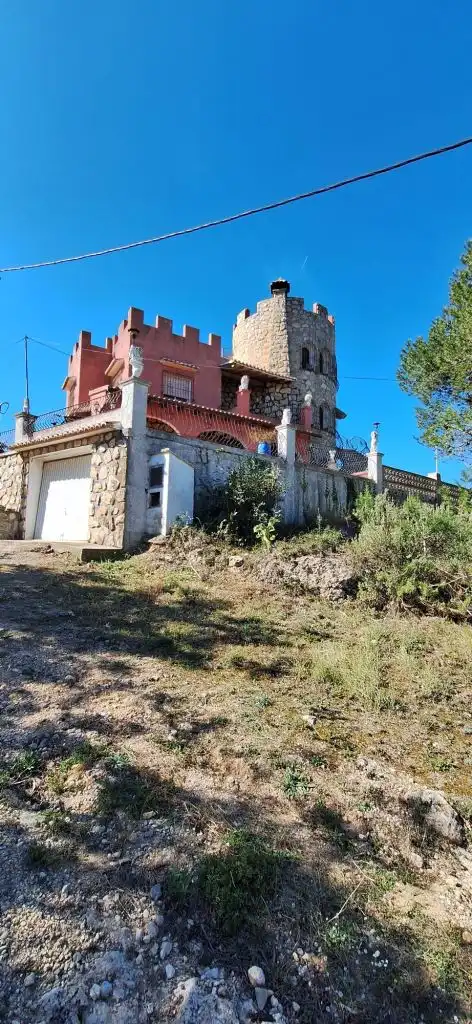 Casa o xalet en venda en Navarrés amb Jardí privat, Terrassa i Piscina