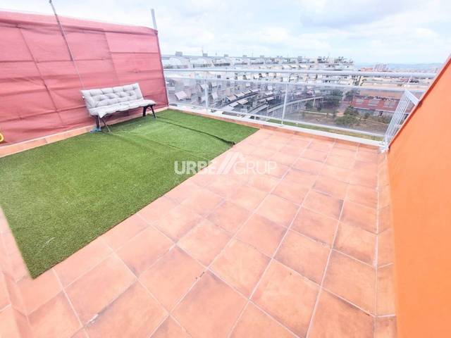 Dúplex en Venta en Zona Esportiva