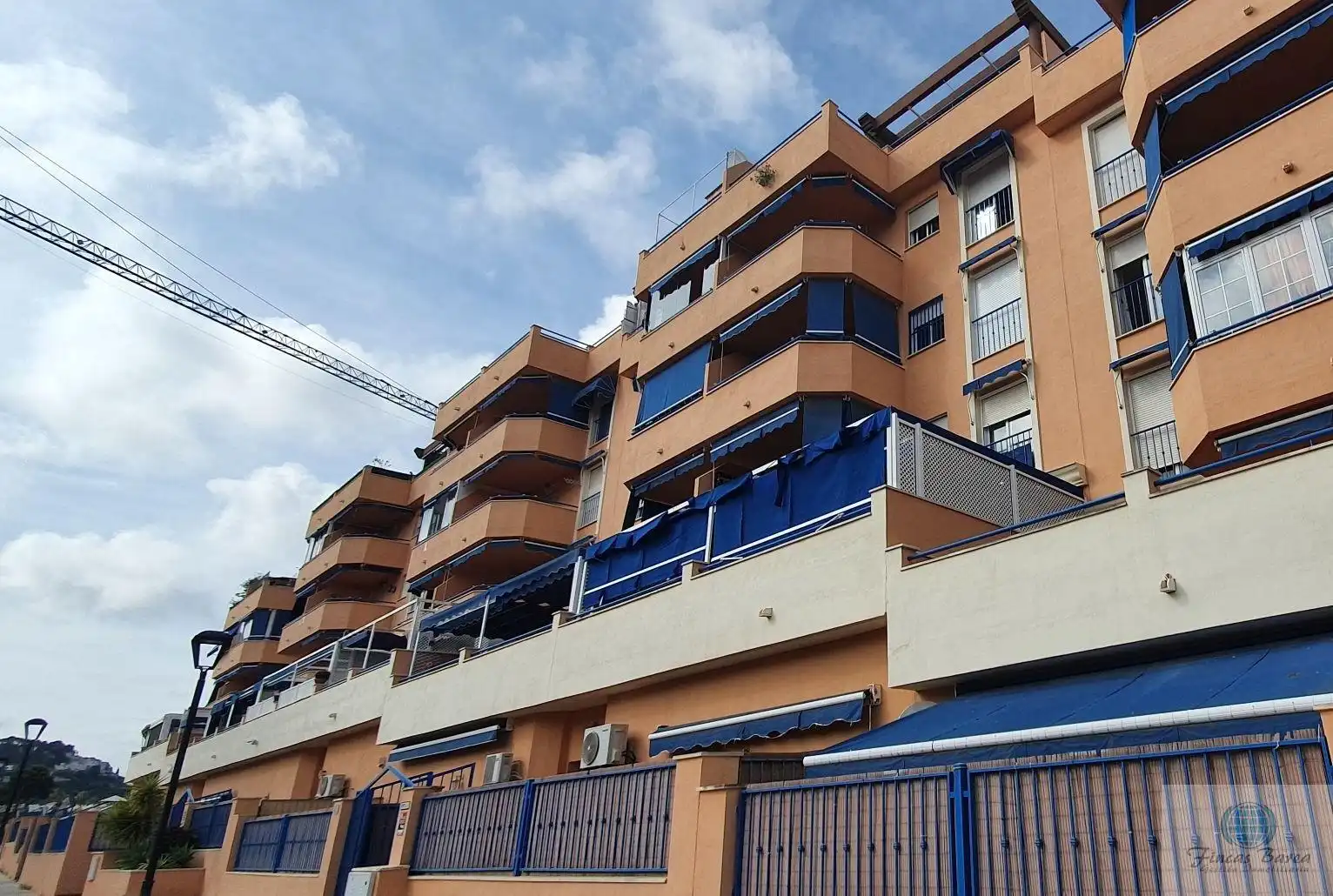 Vista exterior de Pis en venda en Mijas amb Terrassa