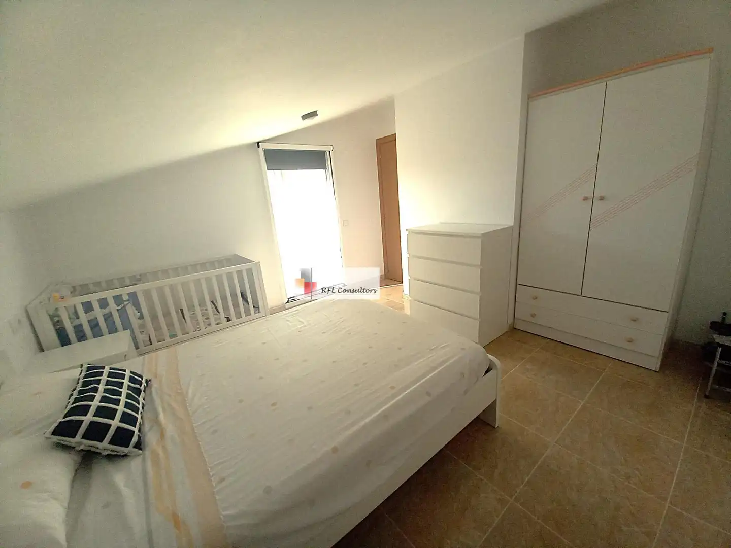 Habitación de Ático en venta en Sant Jaume d'Enveja con Aire acondicionado, Trastero y Balcón