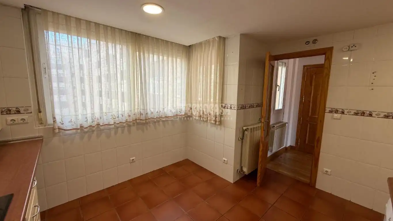 Piso en venta en Alcalá de Henares con Aire acondicionado, Calefacción y Terraza