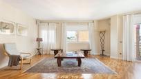 Living room of Flat for sale in  Barcelona Capital  with Air Conditioner, Heating and Terrace