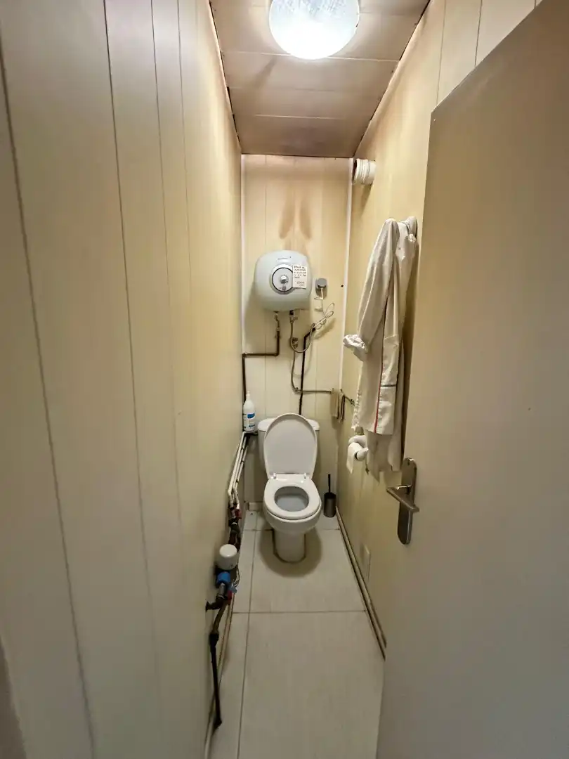 Badezimmer von Geschaftsraum zum Verkauf in Rondilla