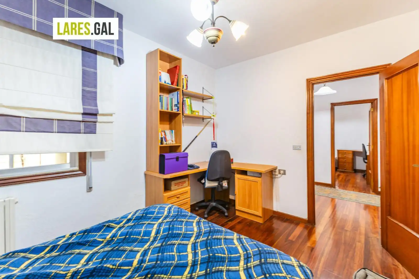 Habitación de Piso en venta en Cangas  con Calefacción, Terraza y Trastero
