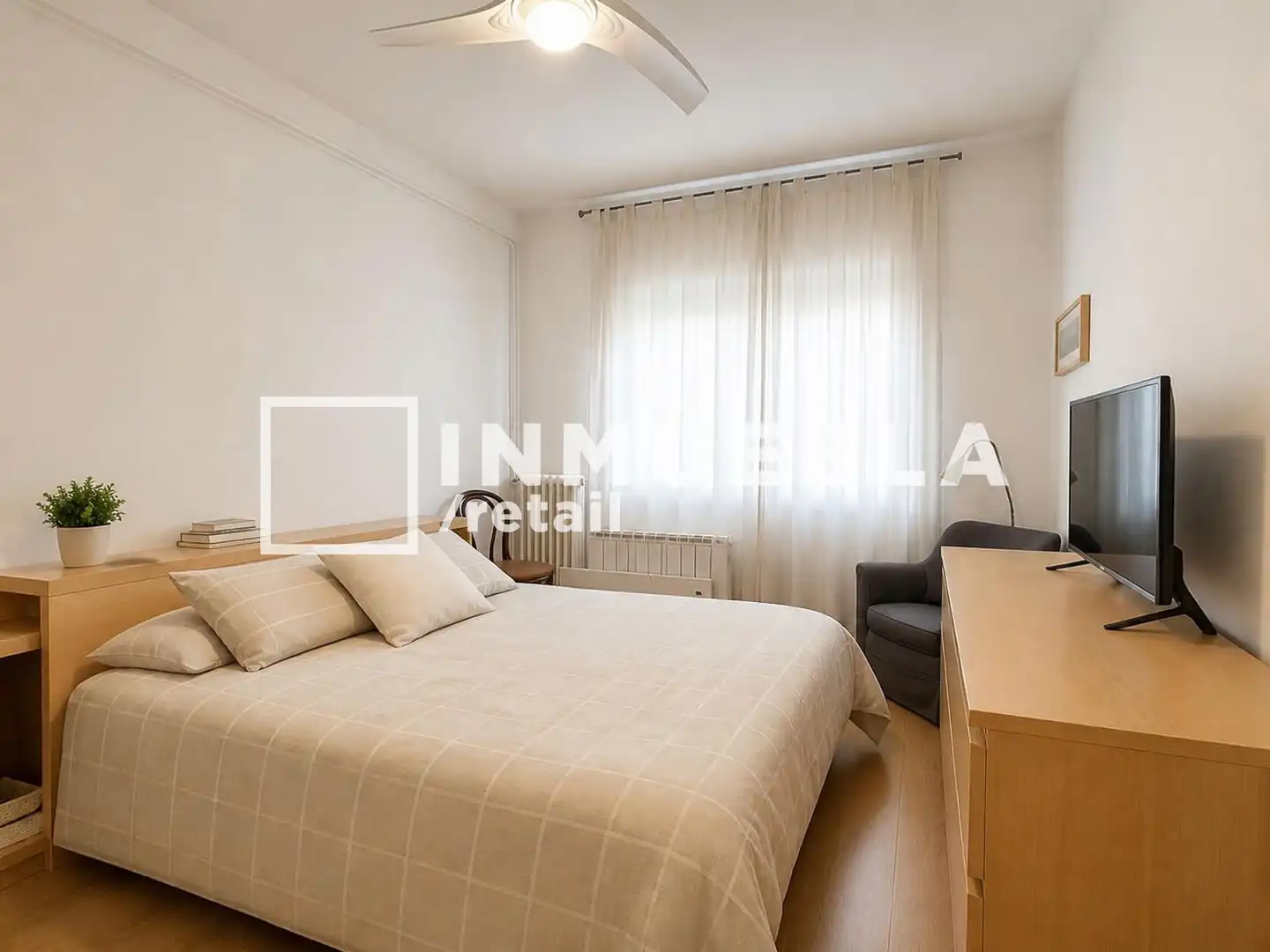 Schlafzimmer von Wohnung zum Verkauf in Barcelona mit Heizung, Parkett und Terrasse