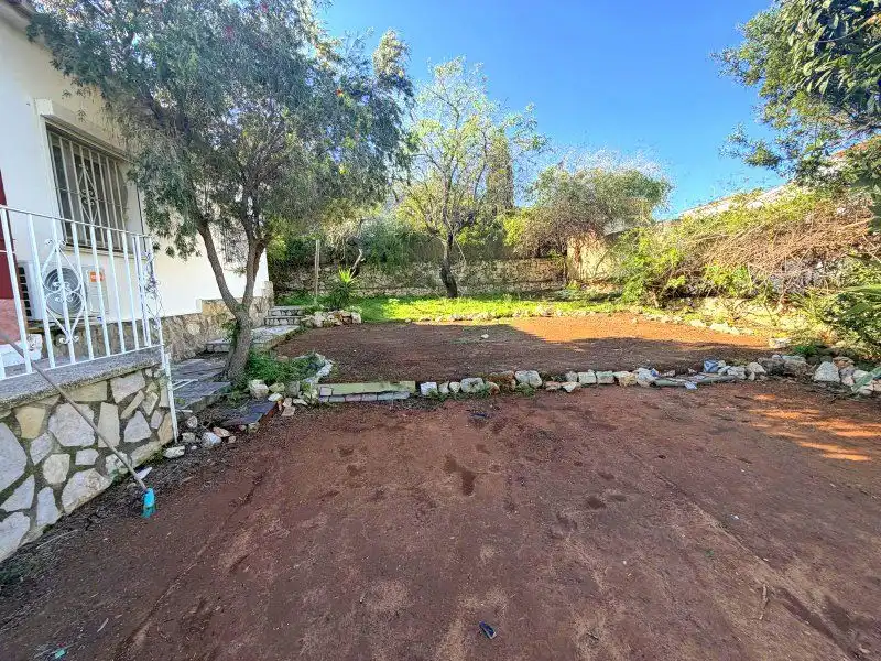 Haus oder Chalet zum Verkauf in Dénia mit Klimaanlage, Privatgarten und Terrasse