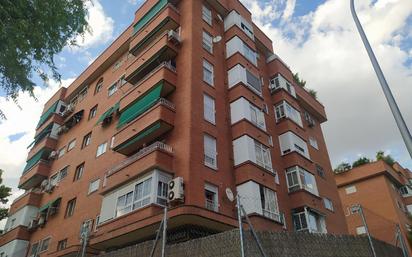 Exterior view of Flat for sale in  Madrid Capital  with Terrace and Swimming Pool