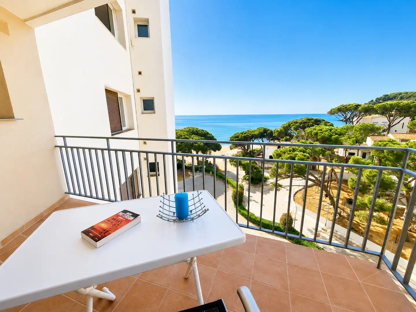 Balcony of Study for sale in Palamós  with Oven
