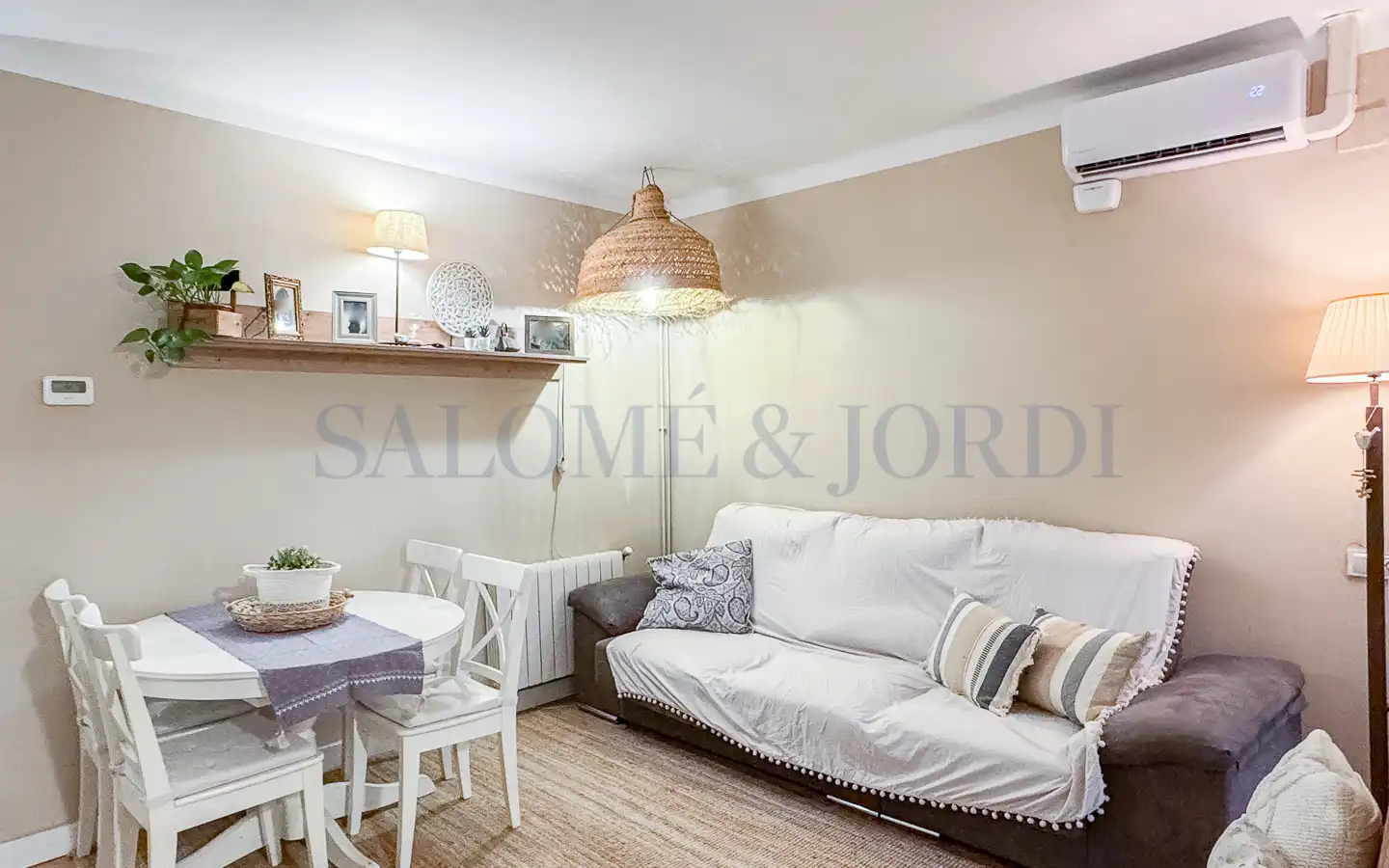 Sala d'estar de Pis en venda en La Roca del Vallès amb Aire condicionat, Calefacció i Terrassa