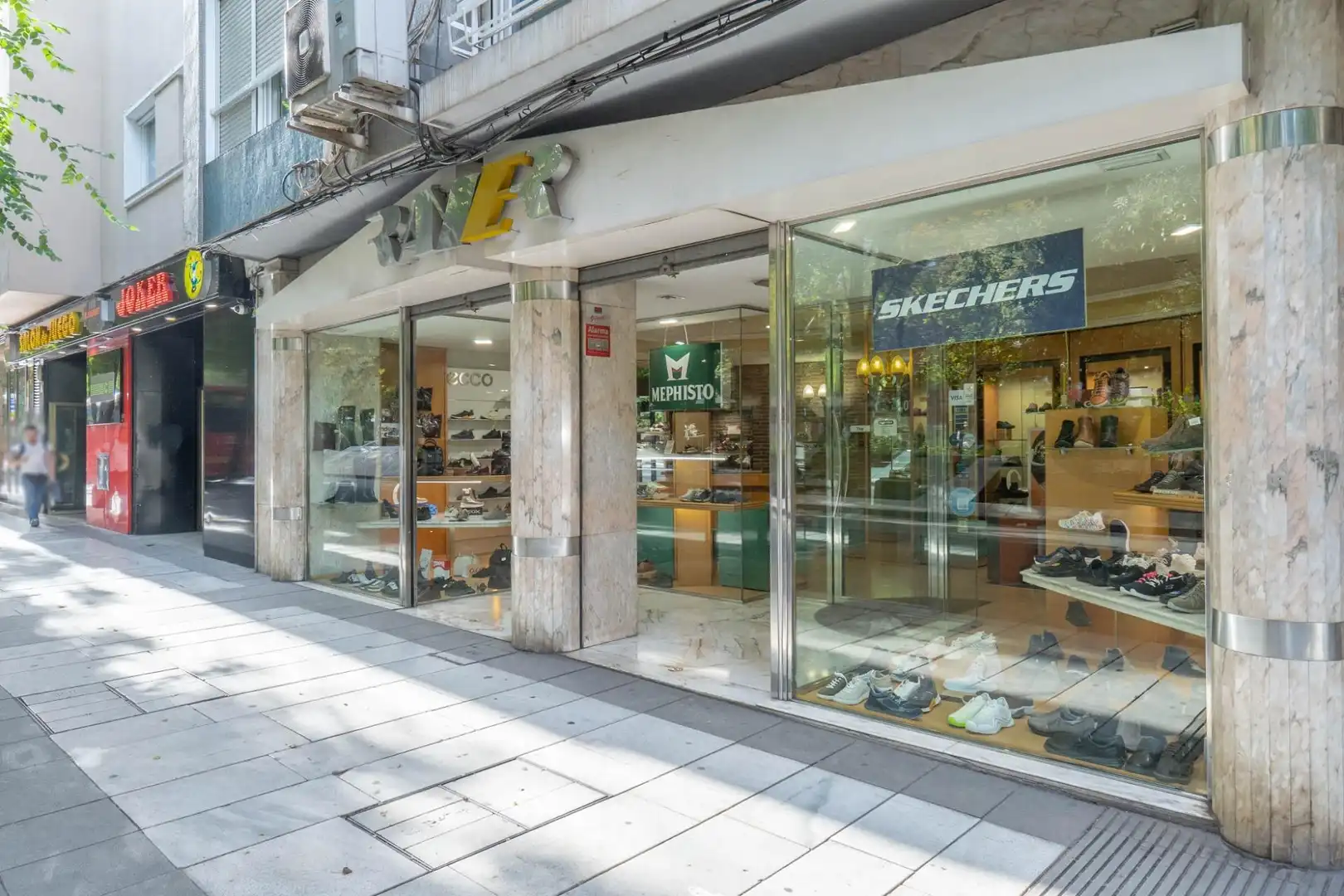 Local comercial en venda a Avenida Avenida de la Constitución 25, imagen 3