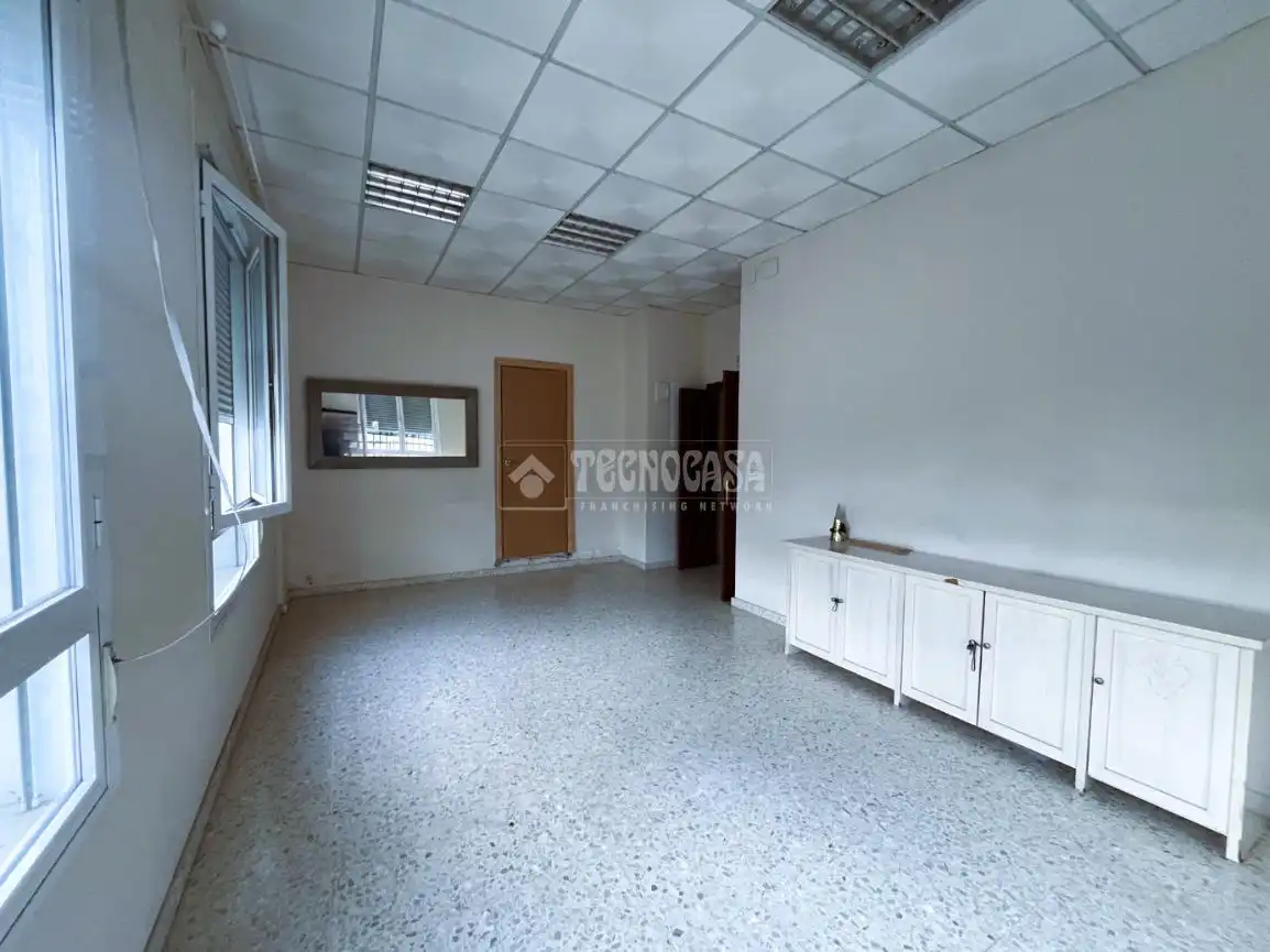 Commercial properties for rent in Pilas
