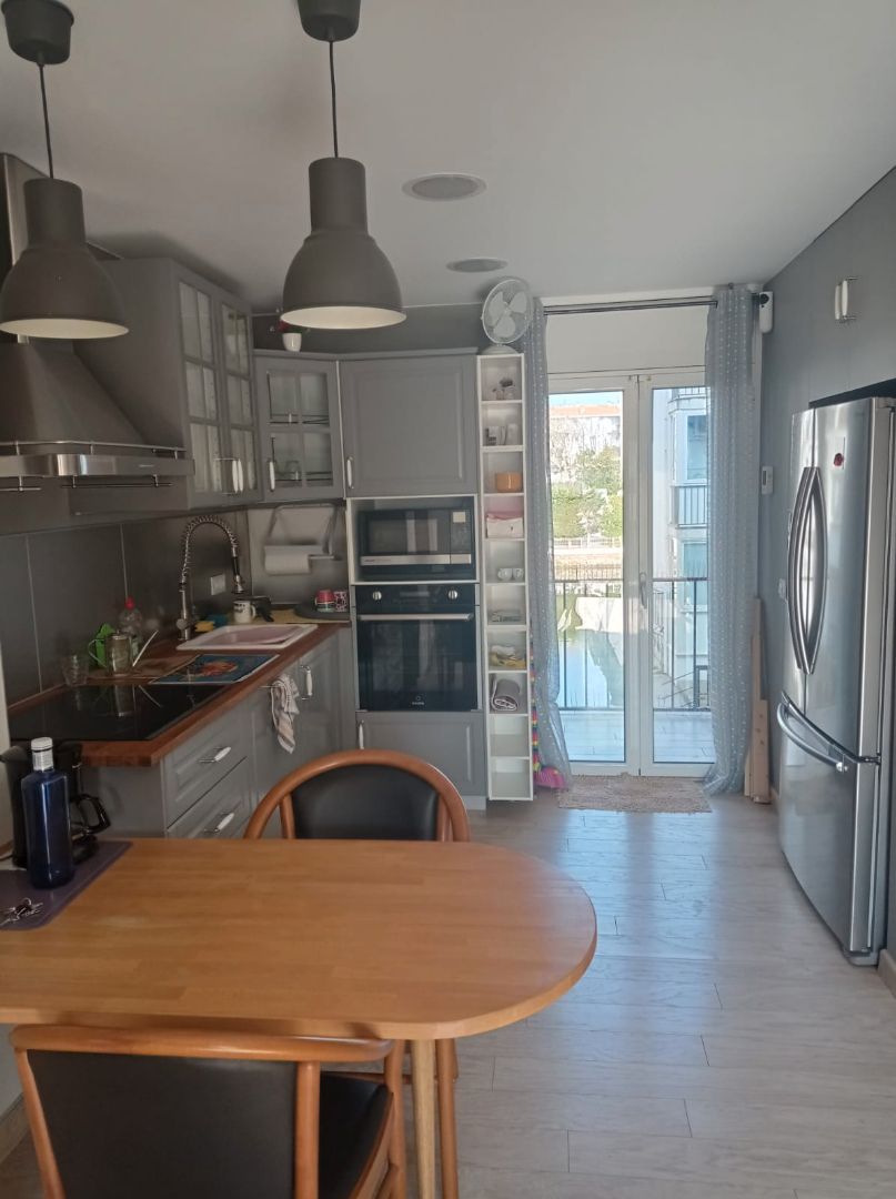 Cuina de Estudi en venda en Empuriabrava amb Aire condicionat, Calefacció i Moblat