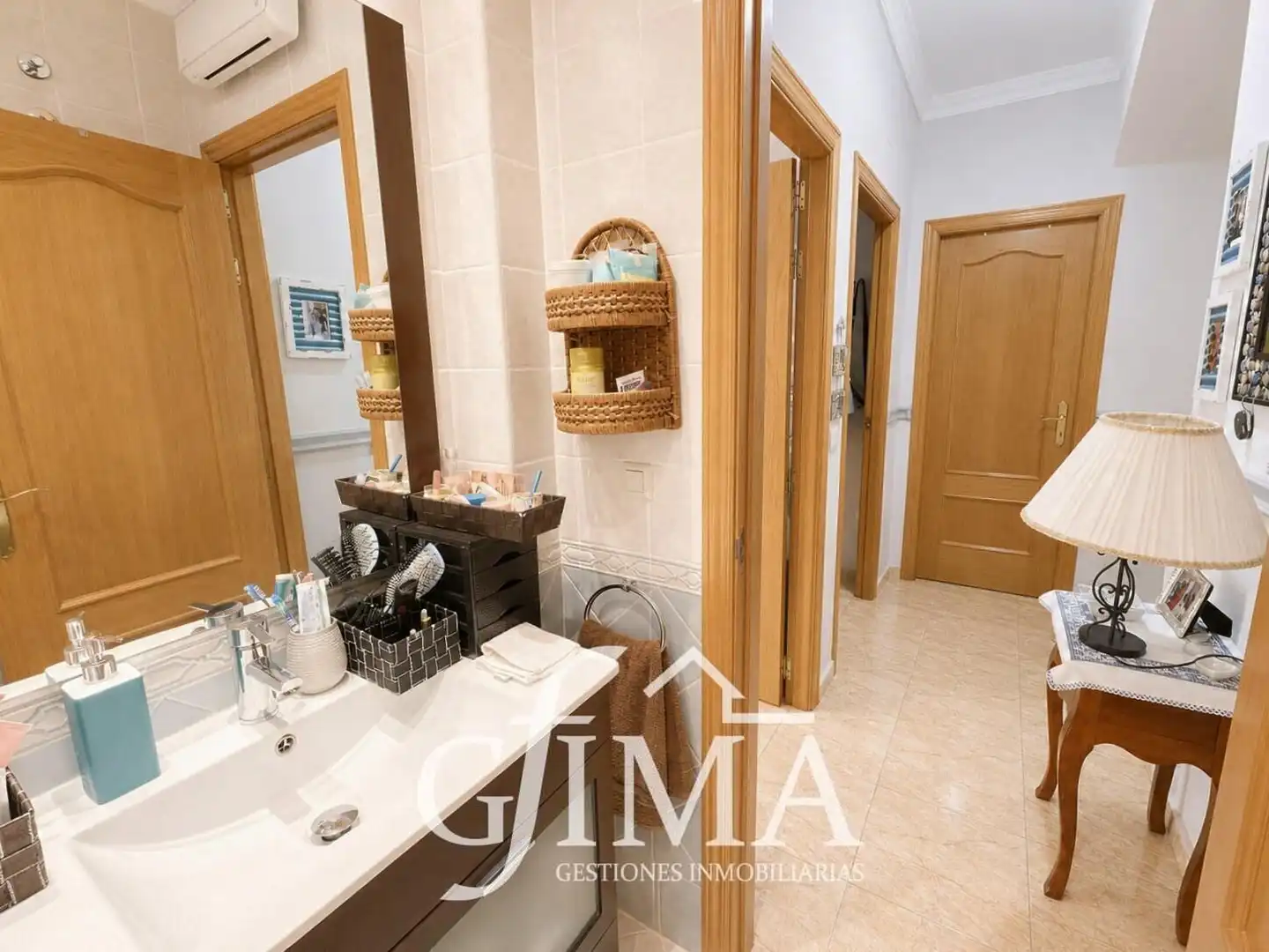 Baño de Casa o chalet en venta en Tomelloso con Calefacción, Jardín privado y Terraza