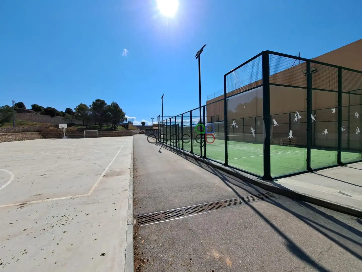 Parking de Casa o chalet en venta en Solanillos del Extremo con Calefacción, Trastero y Piscina