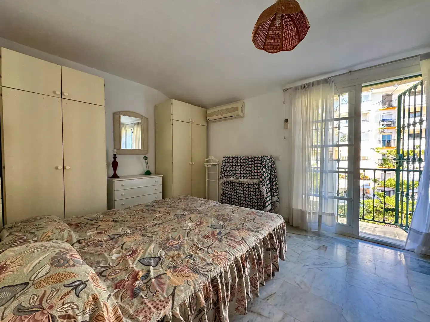 Bedroom of Detached homes for sale in Fuengirola  with Air Conditioner, Heating and Private garden